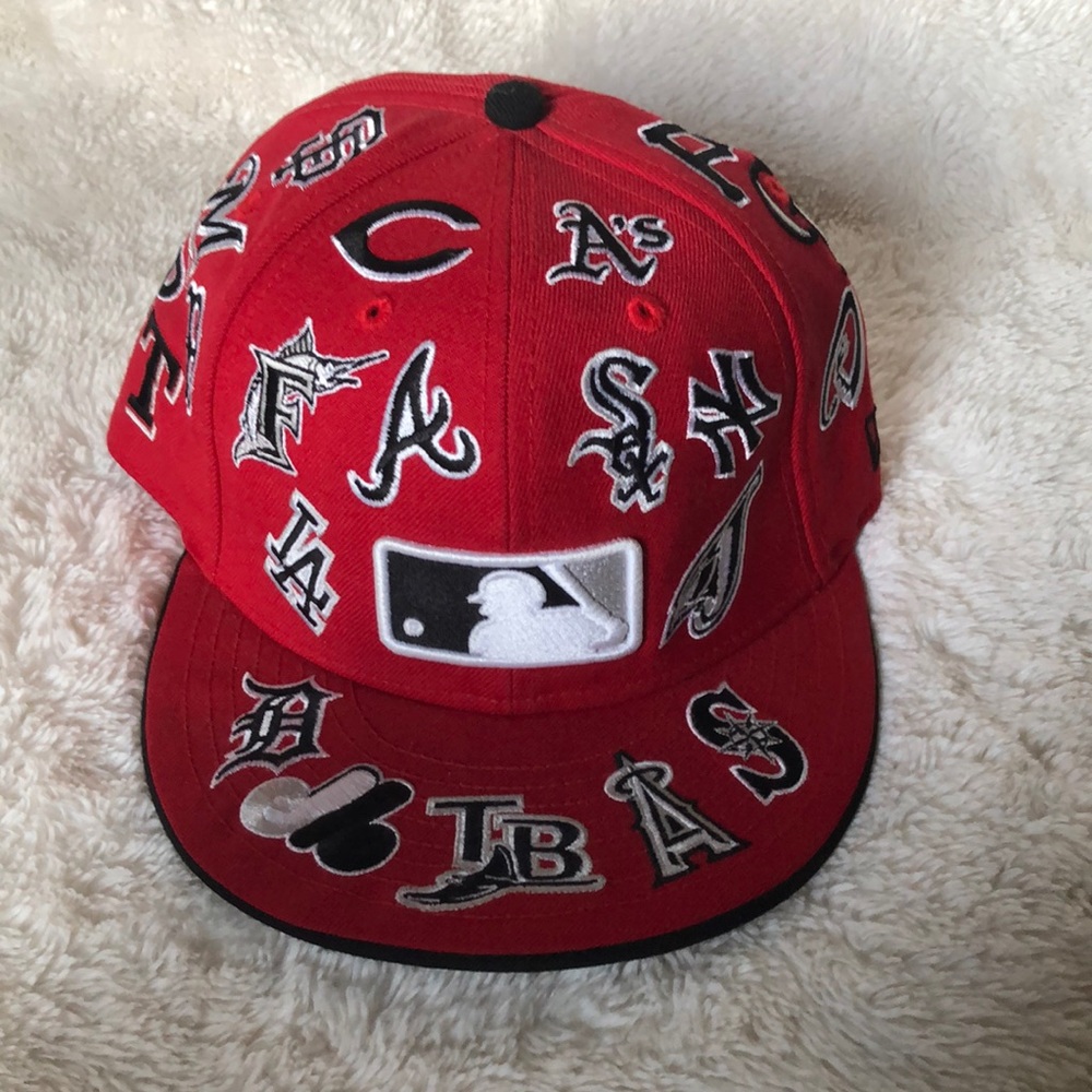 New Era Fitted Multi-MLB Team Hat (7 5/8)